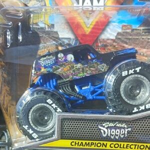 Son-uva Digger Monster Jam Truck 1/64- Blue